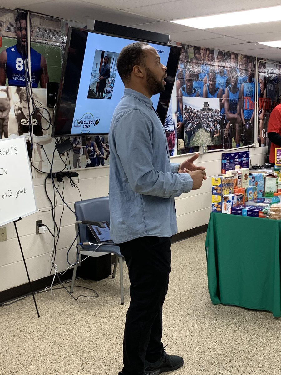 smsbacademy's tweet photo. Coach Kason Dickerson #SMSBProject100 Parent Orientation https://t.co/D7EUpLskWK