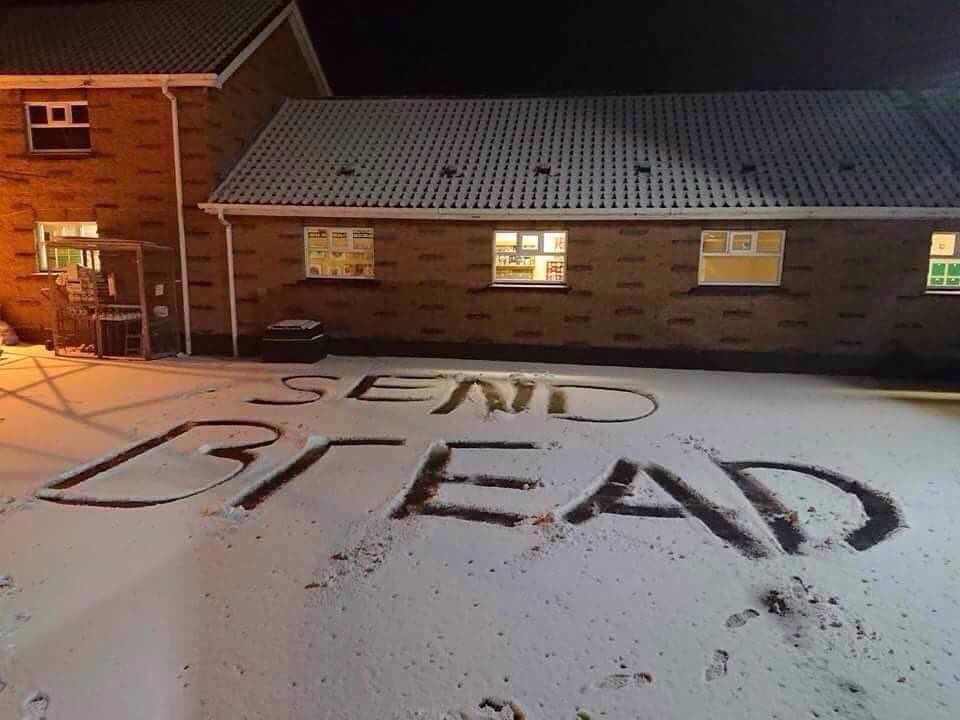 #AwfullyBritishTwitterProblems
Overreactions to a light dusting of snow