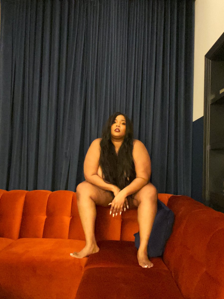 lizzo's tweet photo. https://t.co/kgVR601kyS