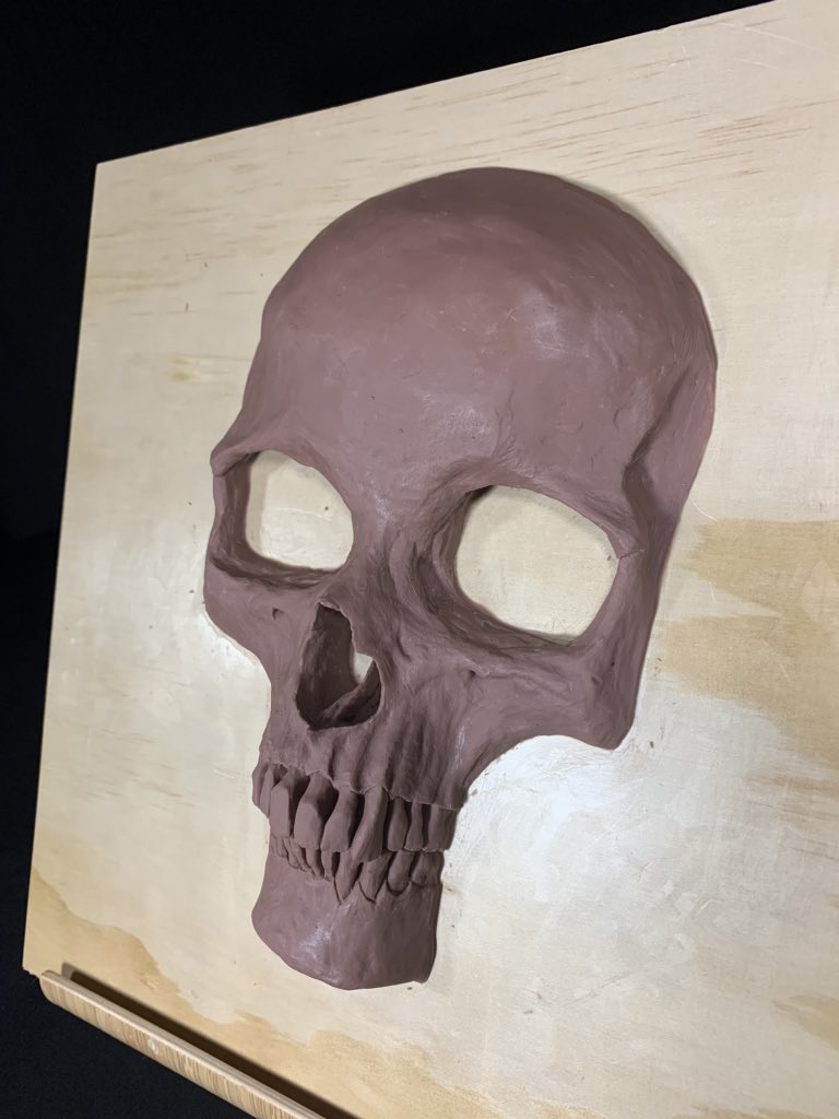 Nurilynn's tweet photo. Sculpture of a skull mask I made using @monster_clay 
.
.
.
#monsterclaysculpture #monsterclay #sfxmakeupaddict #sculptureart #fxmakeupartist #makeupartistcommunity #makeupartistlosangeles #artcommunity #theartcommunity #myartcollection #myartcommunity https://t.co/VCitcK4xR0