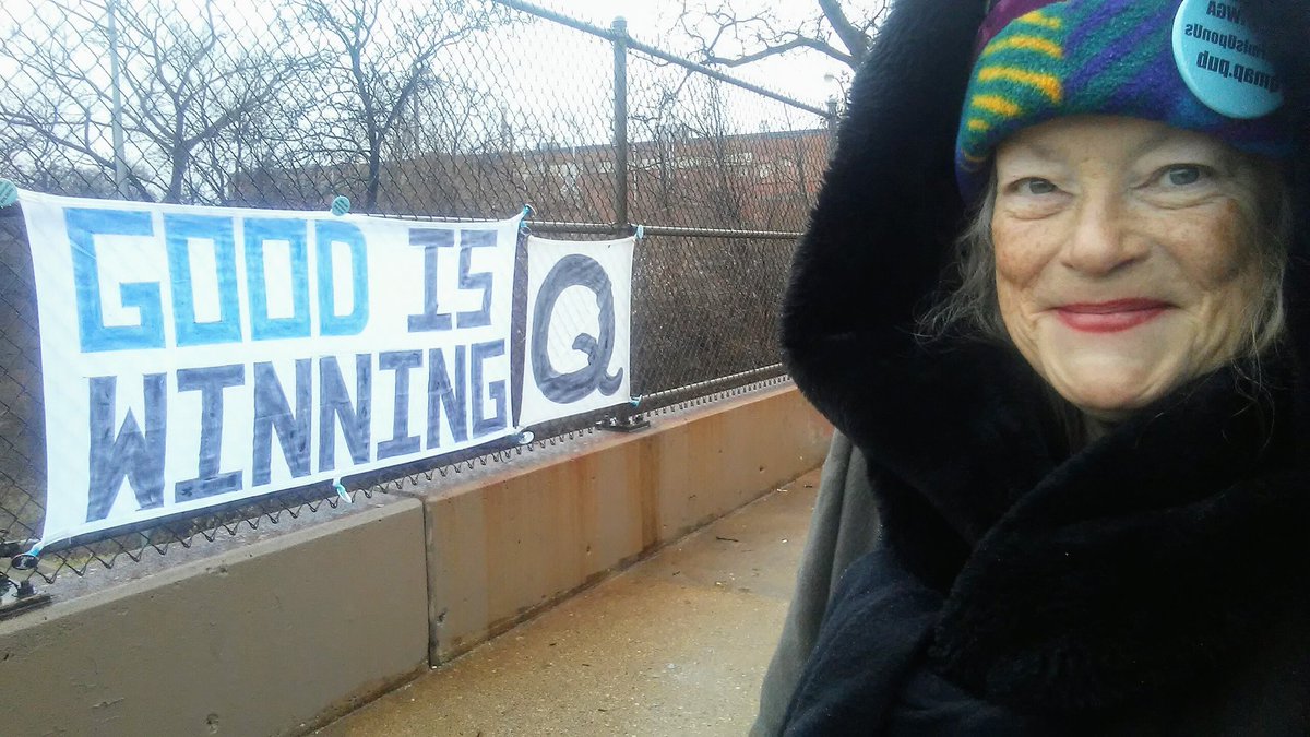 whaleswarrior's tweet photo. What a drizzly, sloppy day in Chicago today was.
I hope I brightened the energy a bit :)

#ThePeoplesBridge
#GoodIsWinning
#TheGreatAwakening https://t.co/uT4x7dhW25