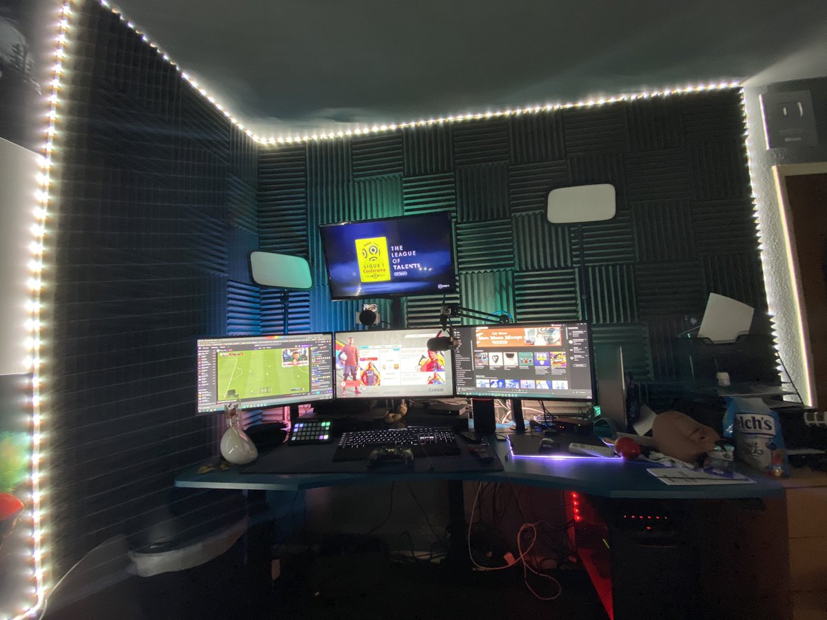 bateson87's tweet photo. Finally finished all the new lighting and replaced the mic again today (no static) 

Jobs to remain-

New chair. Broke mine today
Boom arm for mic. Broke it today 
Cable management. Always broken https://t.co/4nVSMVGZok