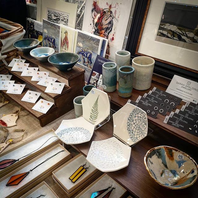 waspsdundee's tweet photo. Posted @withrepost • @tayberrygallery We were at @waspsdundee Christmas market today with a selection of Tayberry pieces. Great day, so many lovely people and feeling all festive now!! Thanks so much for having us @waspsdundee! 
Remember we're now op… https://t.co/g6CoJJ68xV https://t.co/siY17MlA7t