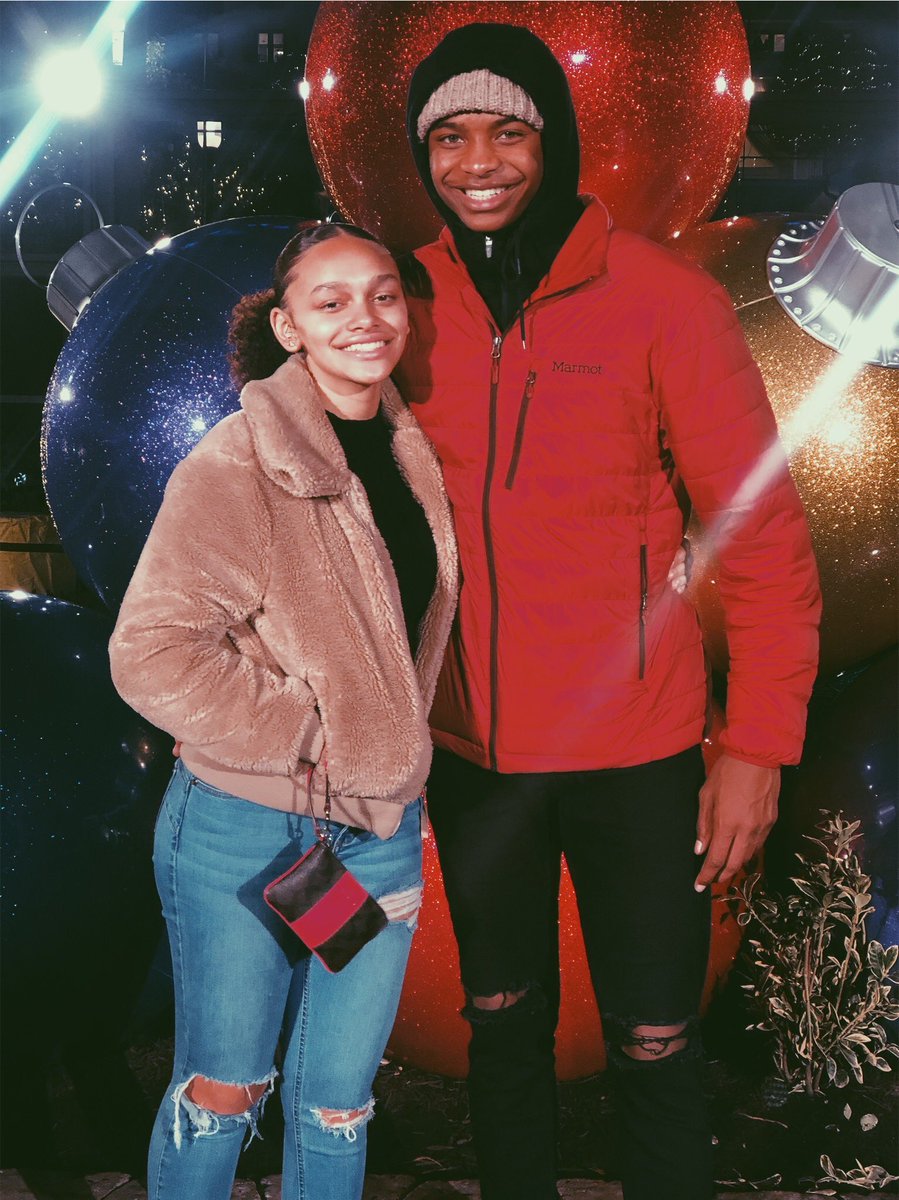 jadahhopee's tweet photo. ‘tis the season ♡ https://t.co/tOKifNJ6Iy