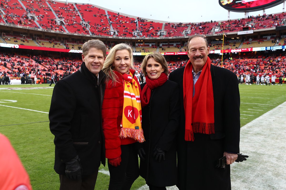 Chiefs's tweet photo. A very special thank you to the Cocherl Family Foundation for matching the total donation raised in the Hunt Family Foundation 50/50 Raffle benefiting @CityYearKC! https://t.co/O5PhyiVHue