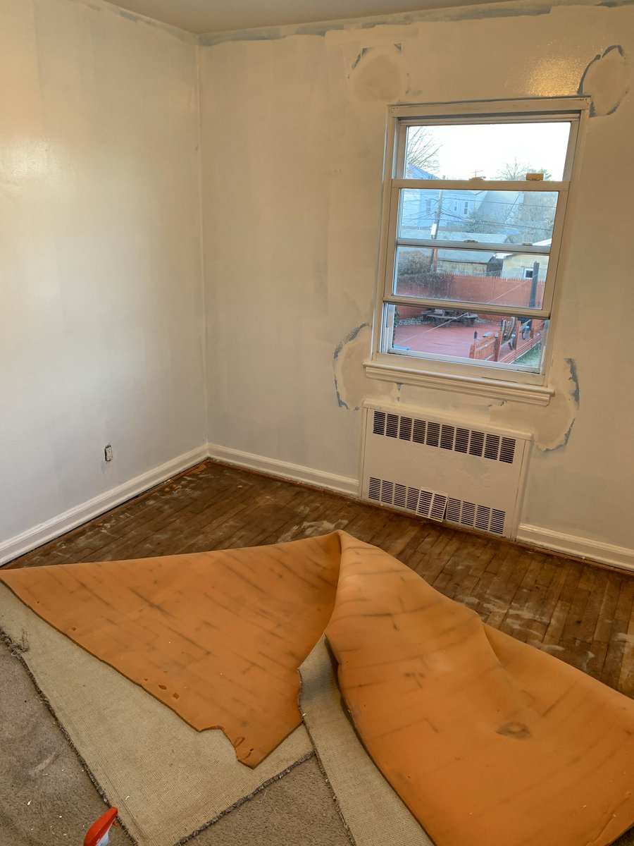 theguycornernyc's tweet image. No rest for the weary and always a project available when you own a house. #MyPrincessesRoom #WorkInProgresss #DIY #HomeImprovement #BoysRoomTurnedGirlsRoom #HomeProject