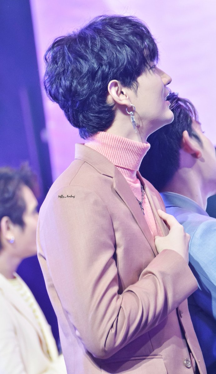 toffy_kmbmj's tweet image. ลุ้นหนักกว่าผู้เข้าแข่งขันก็คนนี้
#ขุณขิมมอญ
#ปารูปให้คิมเซฟ
#Superboyprojectfinalweek