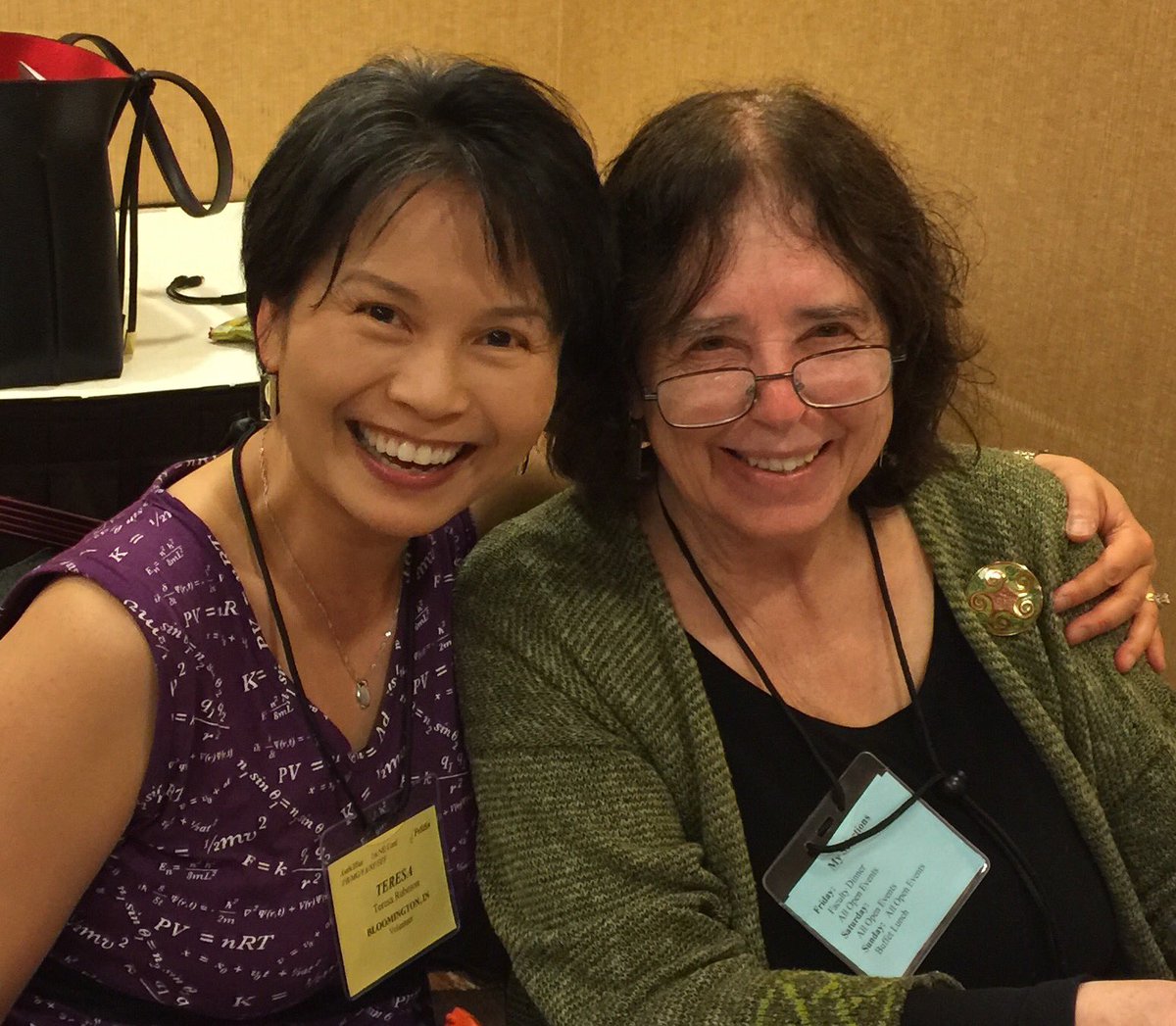 Teresa Robeson 何顥思 tweet media
