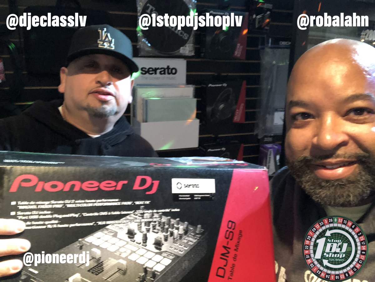 1StopDJShopLV's tweet photo. Why wait for #makinmovesmonday when you can serve it up on Sunday! #djmS9 #1stoptillidrop #pioneerS9 #djshelpingdjs #rekordbox #serato #1stopdjshoplv #battlemixer #turntablist #beatjuggle #scratch #djs #follow @djeclasslv @robalahn @1stopdjshoplv @pioneerdj @artsfactorylv https://t.co/1GsoxfhGUk