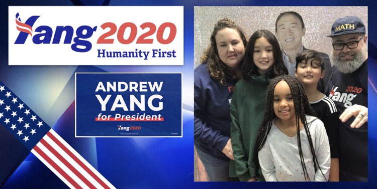 ErinOSpark's tweet image. Volunteering at the @AndrewYang booth at Hmong New Year in Minnesota for our #PledgeForHumanity - amazing event and so much positive energy for Andrew’s message here!