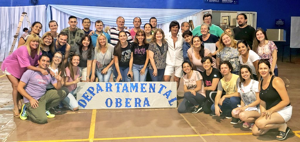 La delegación #Oberá  trabajando este domingo, para dejar todo listo para el Congreso y el evento #Tributo programados! <a href="/udpm_misiones/">UDPM</a> <a href="/ADOMIS_Misiones/">ADOMIS_Misiones</a> 

#EscuelaConIdentidadMisionera <a href="/passalacquaok/">Hugo Passalacqua</a> <a href="/CristinaFretes4/">Cristina Fretes</a> <a href="/CpMonik/">Monik CP</a> <a href="/graciela_iba/">Graciela Ibarra</a> <a href="/HildaEsterRadtk/">Hilda Radtke</a> <a href="/NormaBeatrizOr8/">Norma Beatriz Ortiz</a>