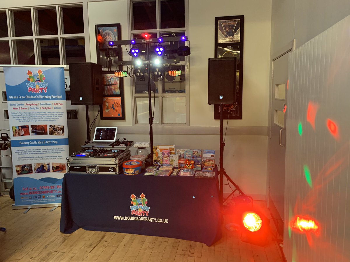 _Bounceandparty's tweet photo. Today we have been to the Beatroute Arts Centre for Curtis’s 4th birthday party. Providing our party host package along with our pirate themed bouncy castle 🥳 🏴‍☠️ #birthday #party #bounceandparty #glasgow #pirate #fun https://t.co/gZFPkig19n