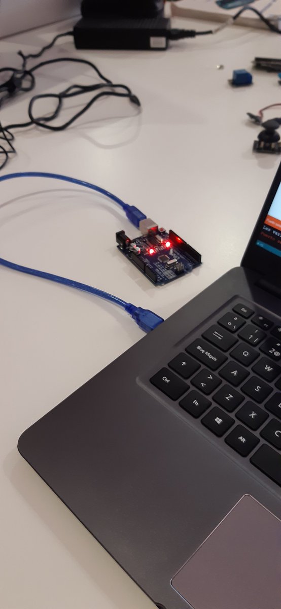 coderdojobag's tweet image. Nuestro más profundo agradecimiento a todos los que hacéis posible Coder Dojo, Padres, Mentores y Bibliotecas Públicas. Sin vosotros, este proyecto no sería posible.