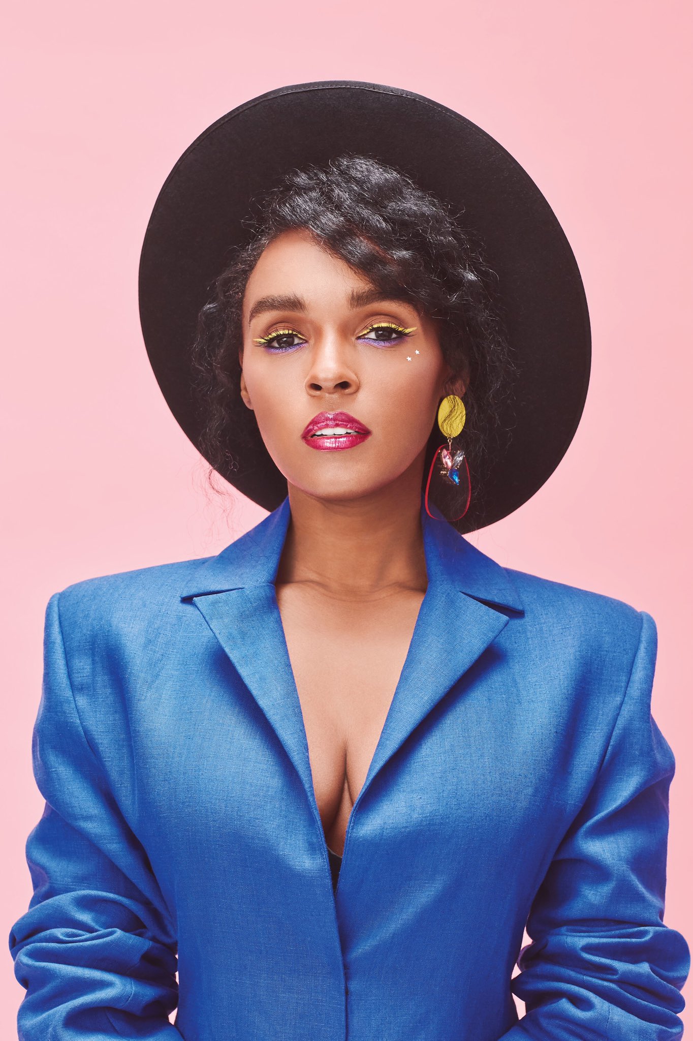 Happy Birthday Janelle Monáe aka love of my life 