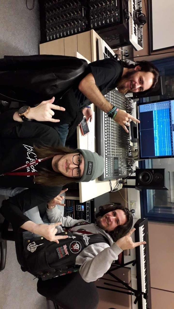 unchartedbreed6's tweet photo. Photo of the band in the studio!! https://t.co/OWbVN3BlYq