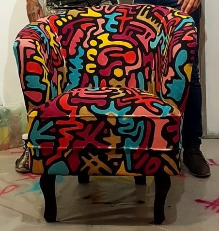 mali_serrano's tweet photo. Arte, creatividad y diseño.
Estuvimos en el cierre de MUA compartiendo el trabajo de 10 artistas plásticos en la intervención de muebles.
Felicitaciones  @chacocultura @AsuntosInter_Ch @deco_mis 
#identidadchaco 
#chacoexporta 
@domingopeppo https://t.co/i7wIBOieie