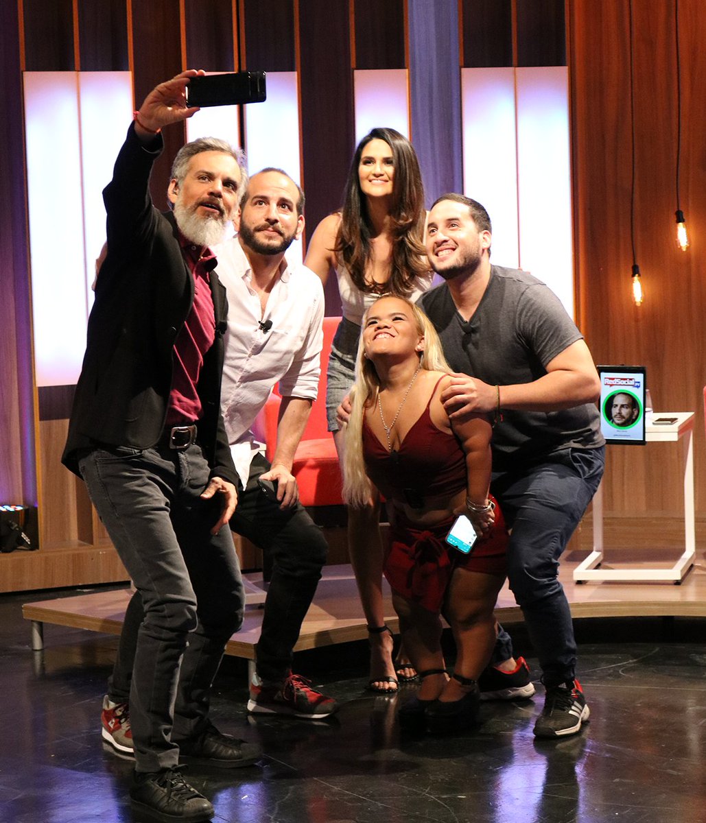 redsocialpy's tweet photo. ¡Un capitulo más con excelentes historias! Gracias por acompañarnos una vez más. Nos vemos el próximo domingo a las 20:30 hs. para más de #RedSocialPy por @latelePy https://t.co/826KRcFPuX