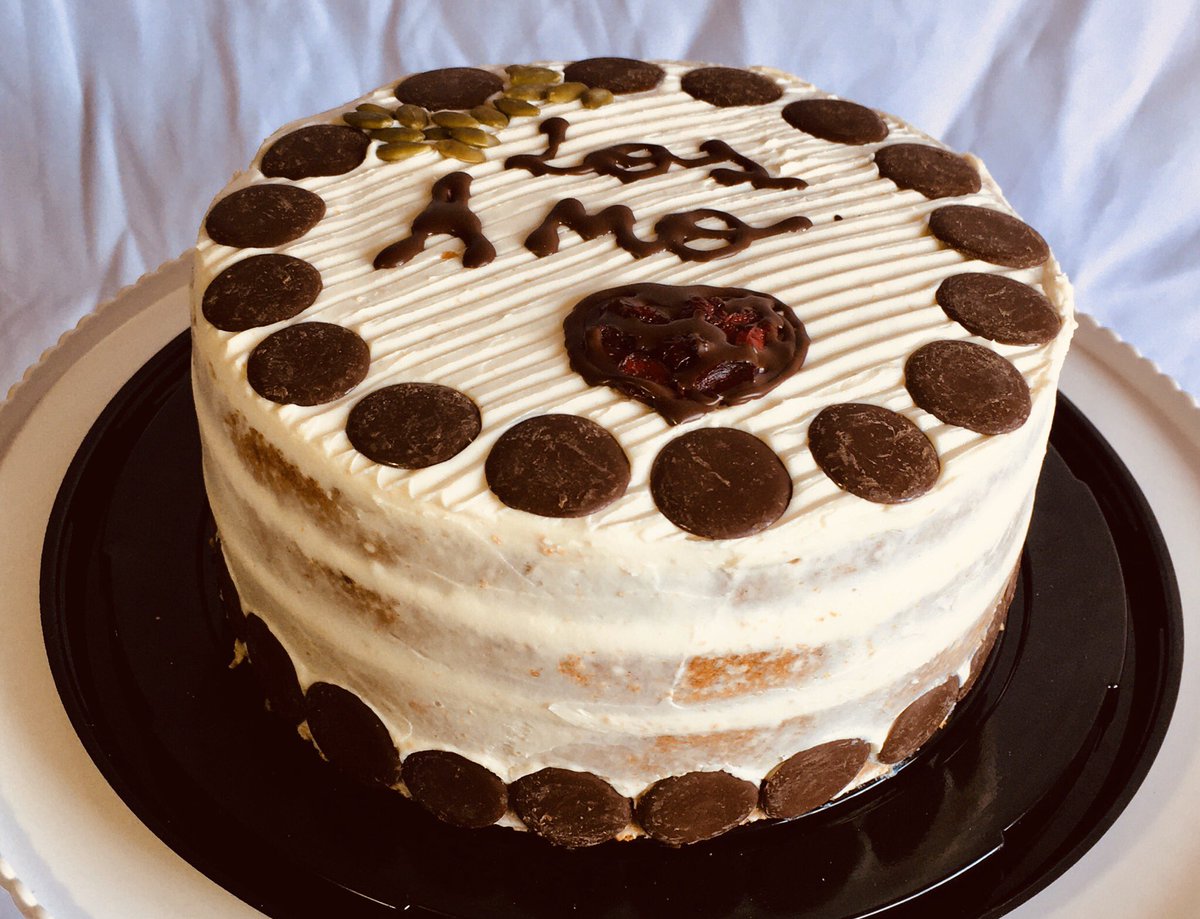 PanIntegralQuil's tweet photo. Torta Zanahoria #panaderíaintegralamanda #tortasinazúcar #resposteríasinazúcar #sugarfree #comidasaludable #alimentaciónsaludable #quilpué #villaalemana #limache #libredeazúcar #libredeleche #reposteríasaludable https://t.co/5srchgVHdO