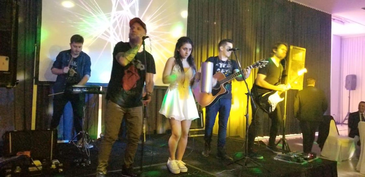 charlymunin's tweet photo. Gracias #lamacha nos divertimos mucho, cantamos y bailamos https://t.co/d1B7jZFgZi