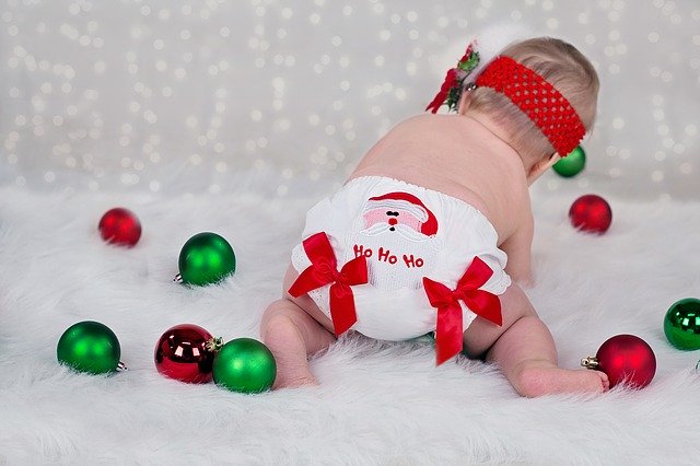 _BabyVote's tweet photo. This month we’d like to add some Christmas cheer to #BabyVote! Any Christmassy baby photos will get 5 FREE premium bonus spins🌀!! Simply share your entry on Facebook and tag us. Join the December competition now at https://t.co/TYdOb8wKQz 🎄🎅🔔❄️👼🍼 https://t.co/WBgx7G3qvH