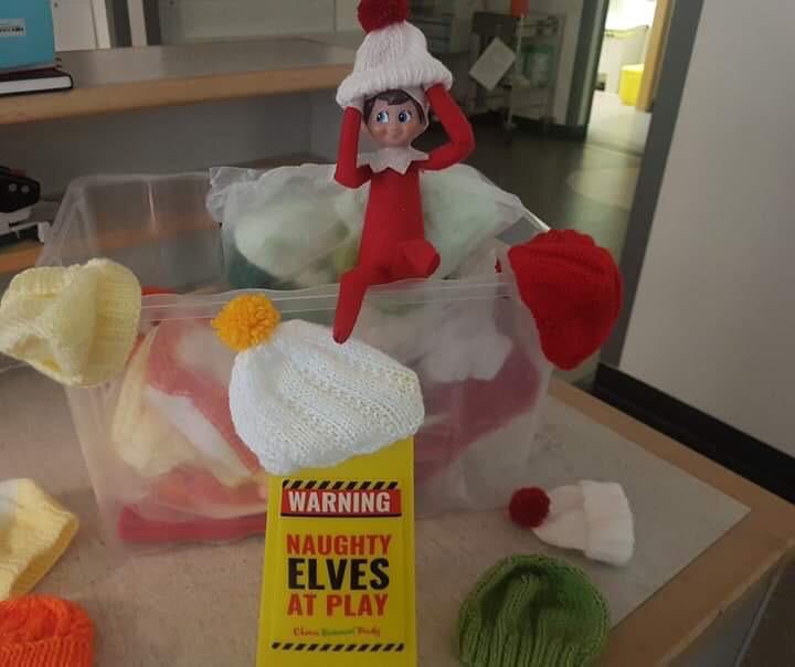 QEHMaternity's tweet image. Eddie the Elf needed a new winter hat. Some were too big, some were too small. One was just right. #ATAIN #Colourcode Recognising babies that need more care