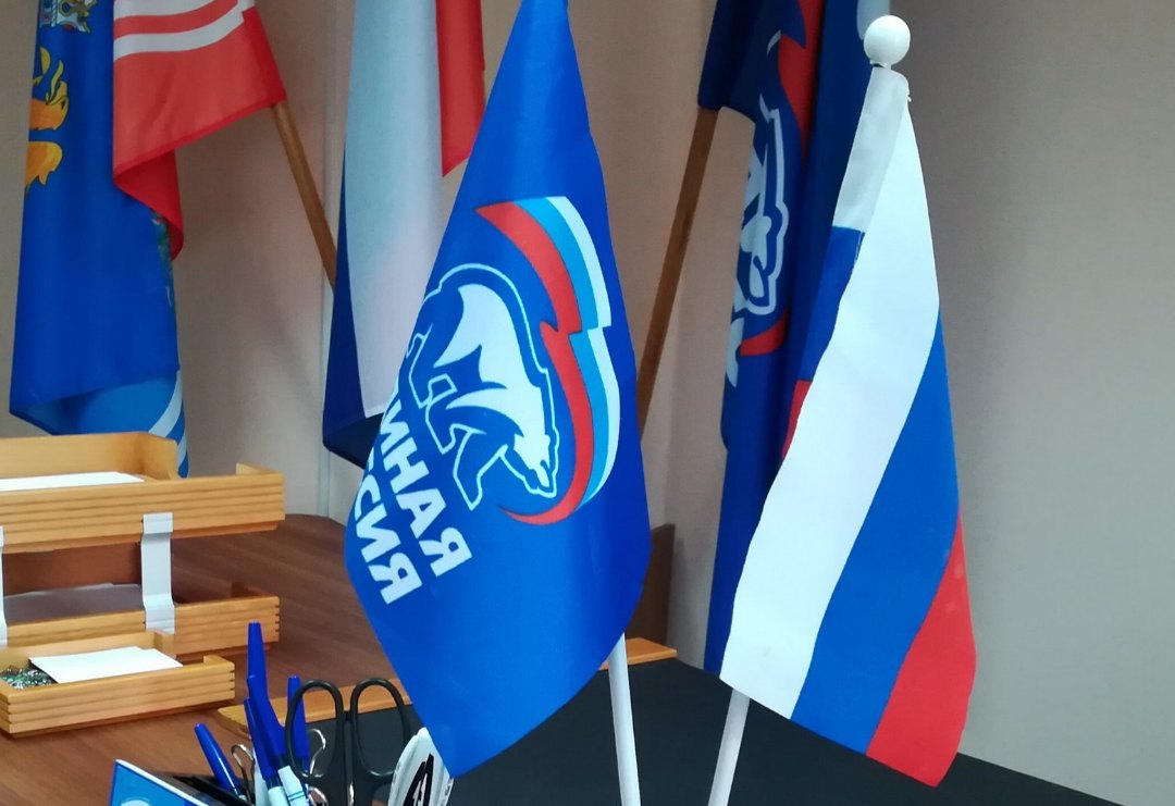 В <a href="/KinOp37/">Кинешемская  ОП</a> по адресу ул Фрунзе д.3 в среду, 4 декабря, с 10-00 приём граждан проведёт Секретарь Кинешемского городского отделения партии #ЕдинаяРоссия Александр Иванович Новиков <a href="/alex7nov/">Александр Новиков</a>. Запись по телефону 5 45 59 и 8 915 813 68 24. #ИвановскаяОбласть #Кинешма #ЕдинаяРоссия