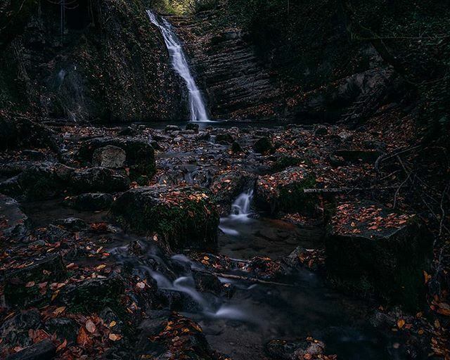 baozkan's tweet photo. Gravity.

#waterfalls #longexposureshots #nature #nature_perfection #photograpy https://t.co/6d2v4PJfWC https://t.co/hSDP9b9iTM