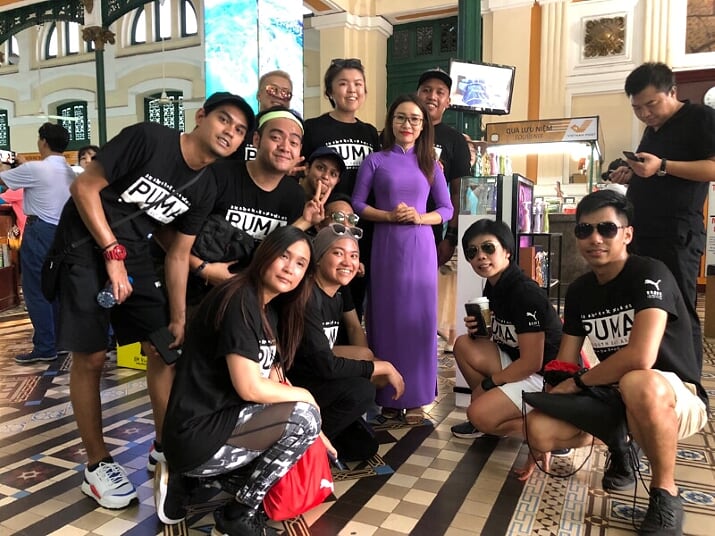 Is it hard to find a #Vietnamese woman in #aodai?

#GoTeam #Saigon #Discovery #HCMC
#Teambuilding #Puma #PostOffice 
#Catalyst #Vietnam #RubikAsia
#Traditionalcostume #Culture