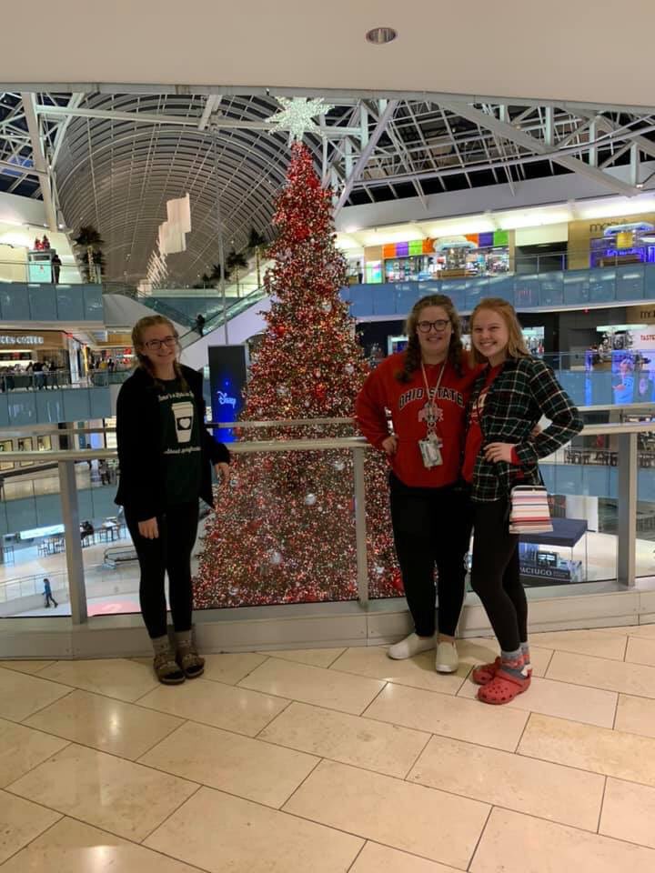 virginiafccla's tweet photo. Happy December, #VAFCCLA! Two weeks ago today we said goodbye to Dallas, Texas at the conclusion of the #2019NFC. Featured here are your past @NationalFCCLA President, your State Vice President of Parliamentary Law, and a chapter member from Page County High School (@pchs_fccla). https://t.co/2kMNyT4q2P