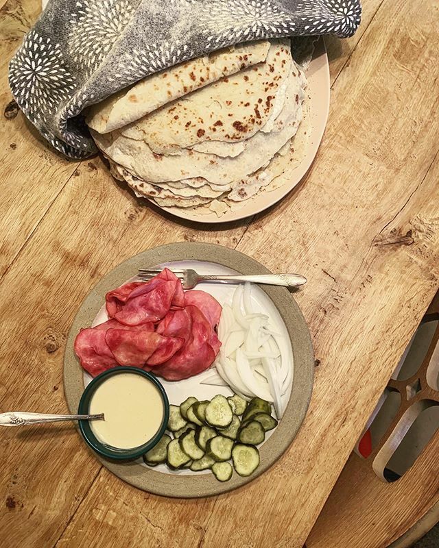 CALL ME CRAZY but freshly made lefse rolled up with ham, mayo, mustard, pickles, and onions is FANTASTIC. #feltcutemightdeletelater 🥔🥔🥔🥔🥔 ift.tt/2RbcgA6