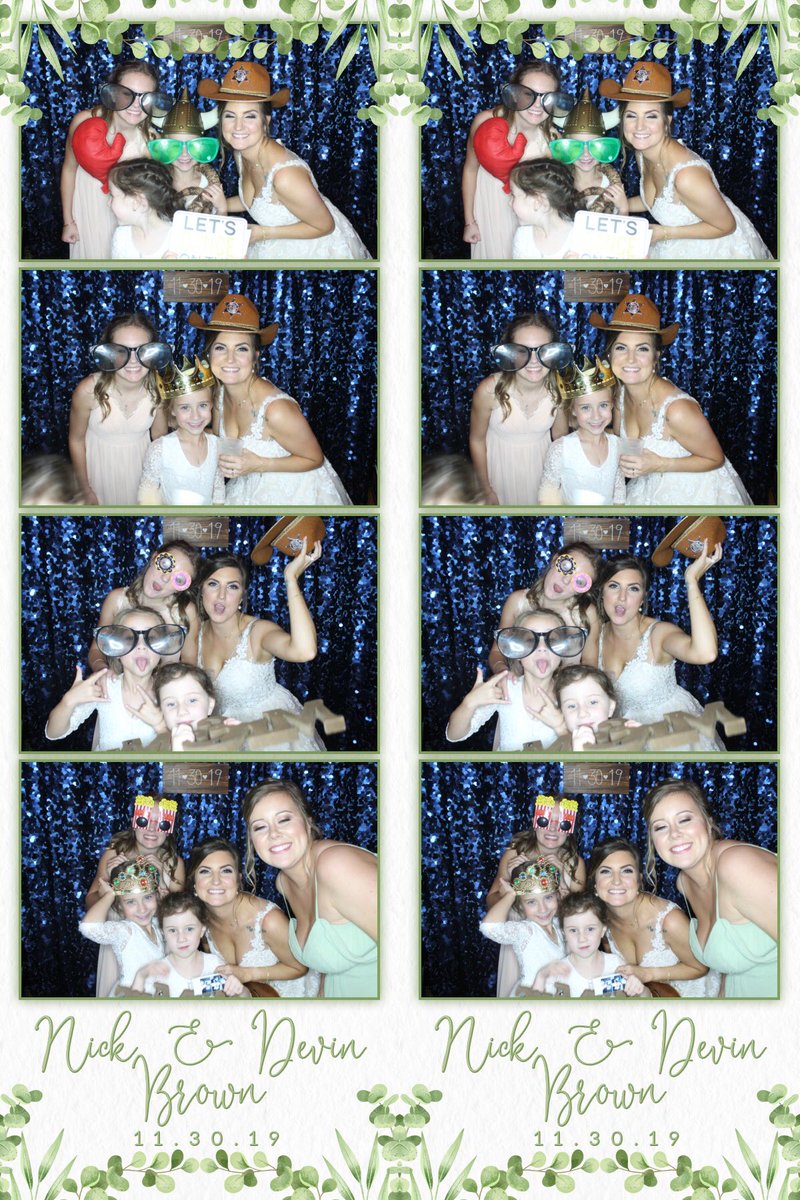 csraphotobooth's tweet image. Congratulations again to Nick and Devin