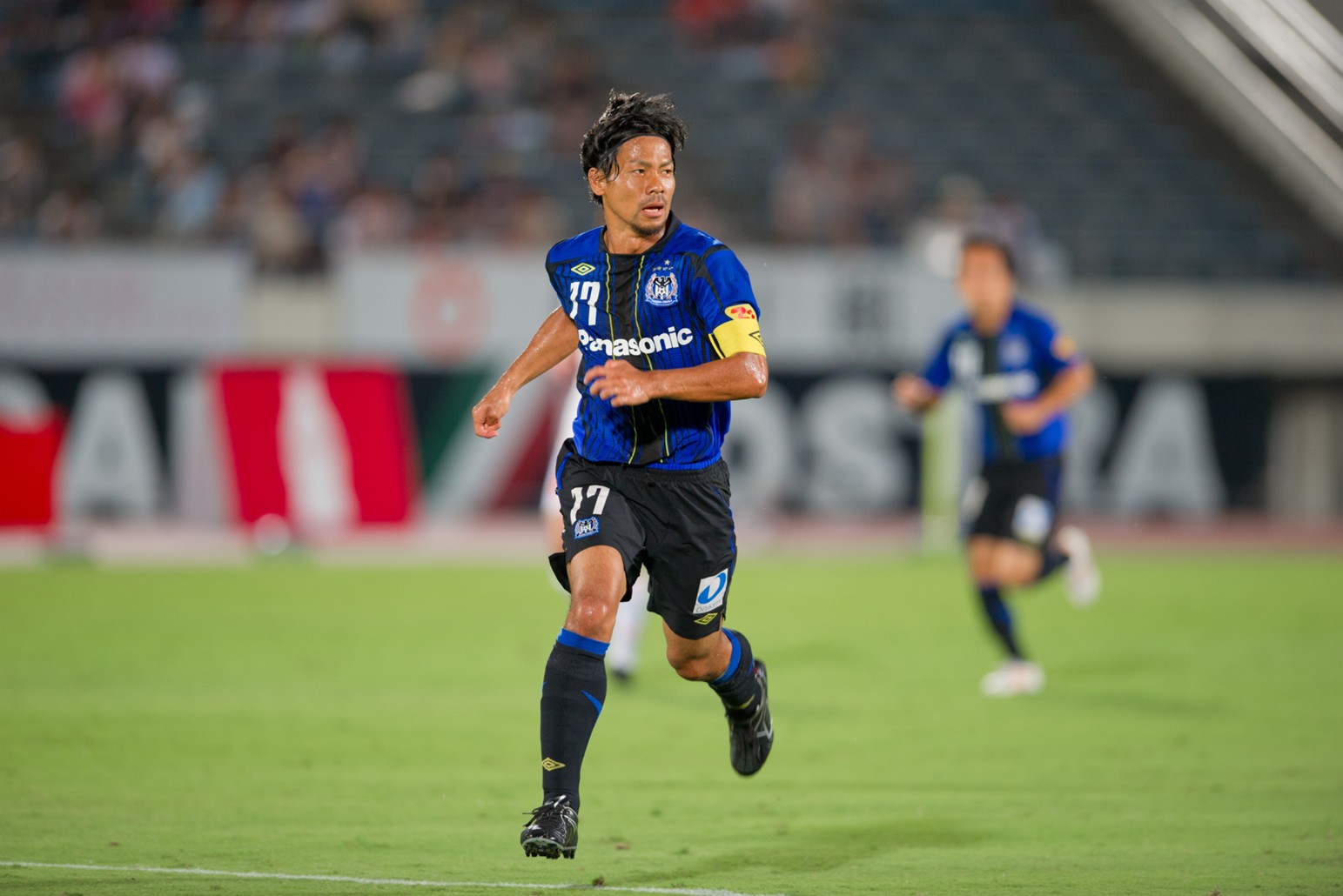 福袋 ｇ大阪 長袖17番 当番号の着用選手は主に新井場徹や明神など ウェア