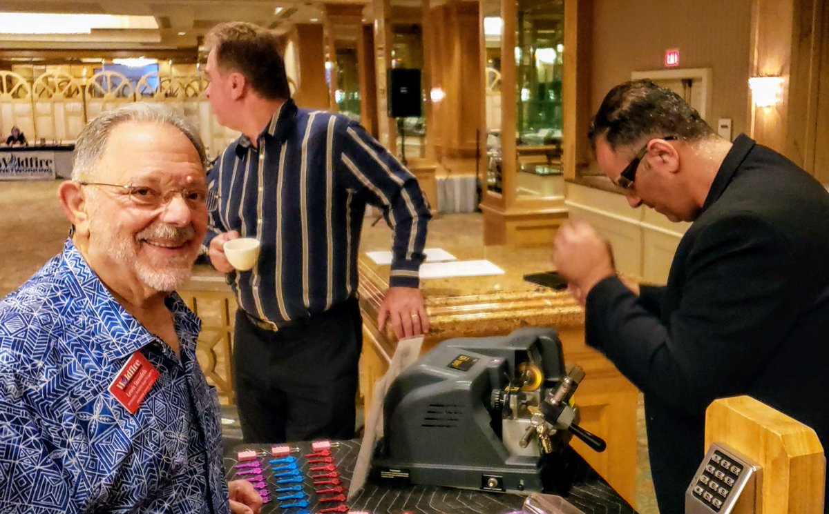 💡 What's Ur profession? ✅WEEKLY #wildfirebiznet referral machine | #BusinessNetworking morning event | #businessgrowth

⚠️ 411/Tickets
buff.ly/2r2jewn

#smallbusiness #startup
#businessreferrals #entrepreneur #businessevent #hustle #businessservices #WestLosAngeles