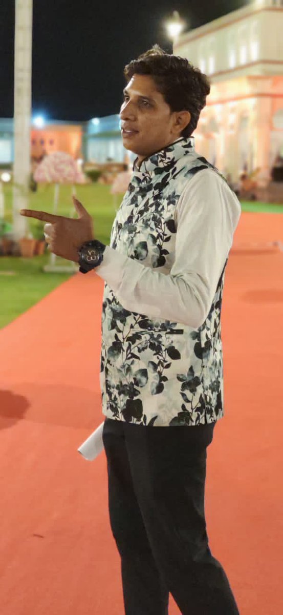WesternSuper's tweet photo. Vikas Nagar Wedding CHOREOGRAPHY BY REX SIR

Special Thanks to Babulal Nagar Ji

Contact - 9982076013, 7976683911
Super western Dance Academy
Address- Plot No 122 223 Basement Opp Shardh Madhayam Marg, Near Thadi Market, Mansarovar, Jaipur, Rajasthan 302020 https://t.co/6ckcmlGr9k