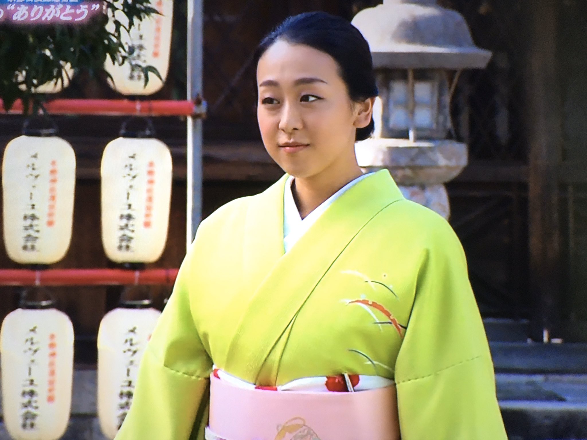 Momoko どんな色の着物でも似合う人 あまりいないのでは おまけに品があって 着物業界の人は大歓迎だろうと推察 T Co Xyl9t98nwh Twitter