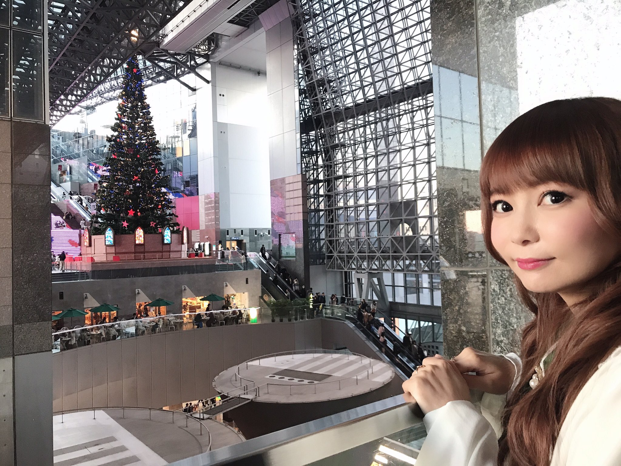 周年の中川翔子 京都のクリスマスツリーとイルミネーション綺麗だったなぁ 彼女とクリスマスデート に使ってくれませんかね なにとぞ T Co 953jwejcbh Twitter