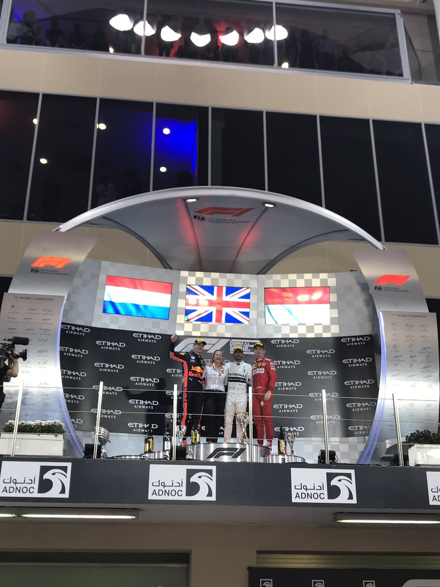 STEMRacingHQ's tweet image. The king of @F1 does it again 👊🏼

Congrats @LewisHamilton for a mega season and another win in the bag! 2019 over and out ✌🏼

#F1SWF19 #YasWeCan #AbuDhabiGP