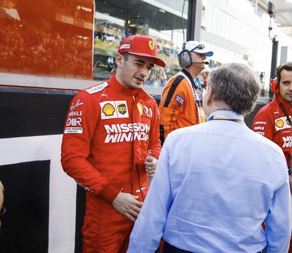 EKx2XW8WkAAuR7r?format=jpg&name=small