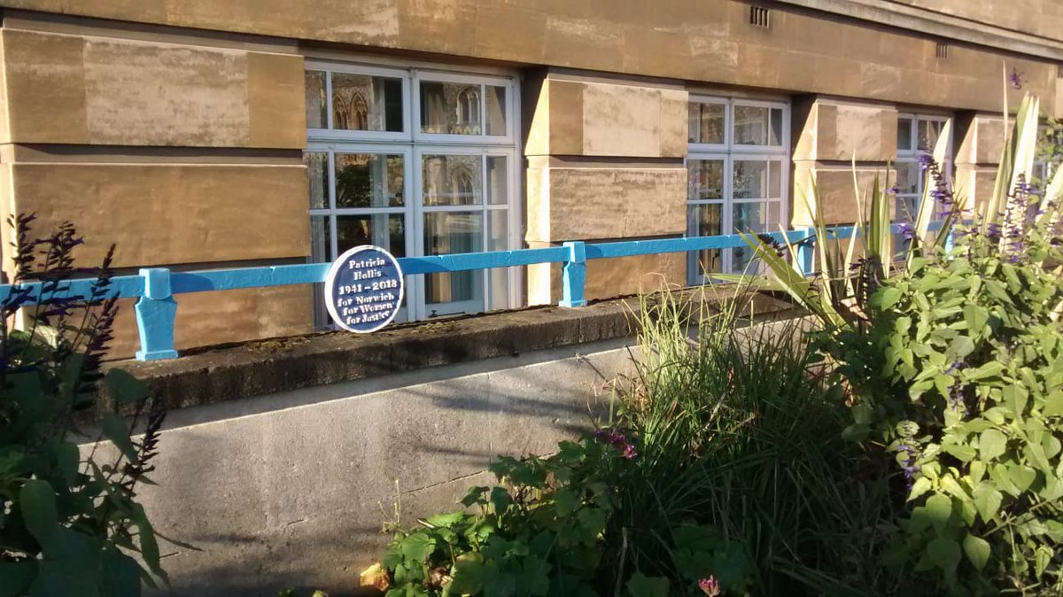 Lovely to see the new <a href="/rosiesplaques/">rosiesplaques</a> plaque to Patricia Hollis looking fabulous in the sunshine.