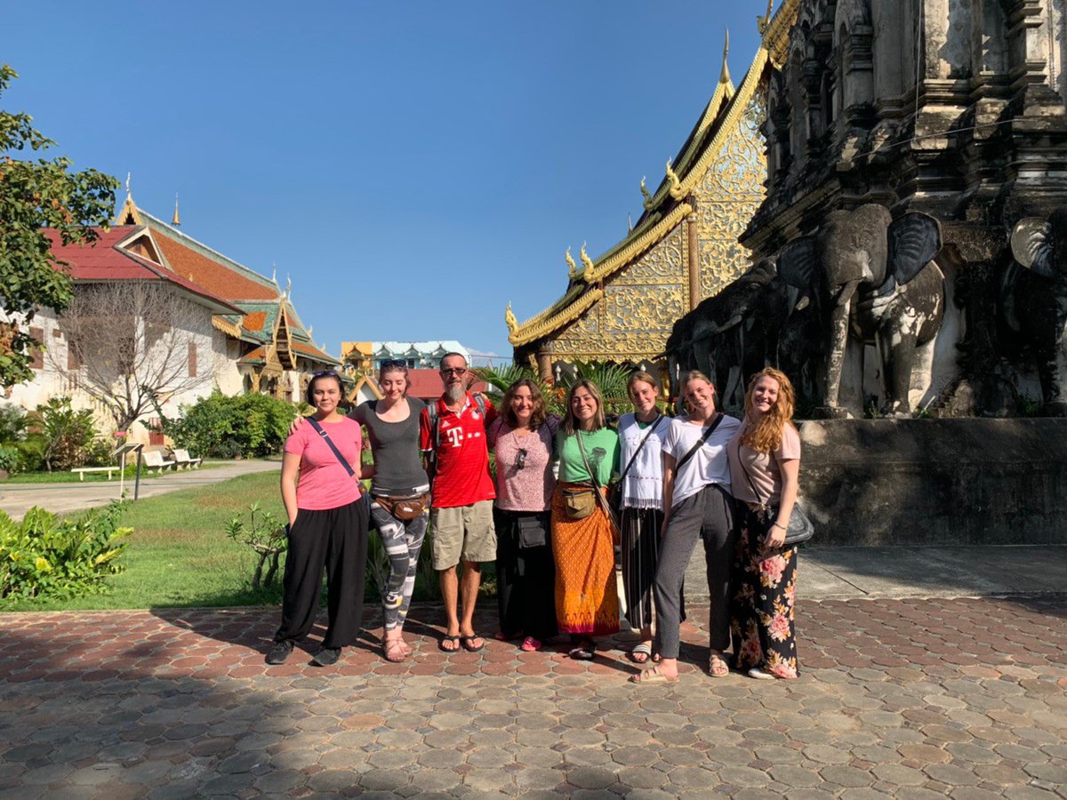 Weekend Orientation pics for our Chiang Mai, Thailand Volunteers. Temple visits, Cultural Show and Dinner, Market Tour and Deep fried Bugs!
VolunteerThailand.org #friendsforasia #volunteerthailand #volunteerchiangmai
