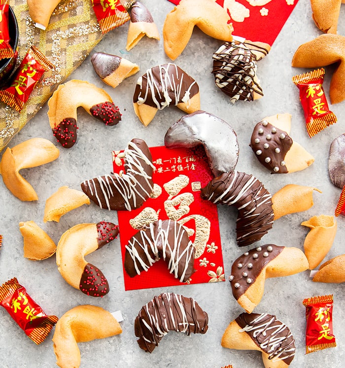 Night2Stay's tweet photo. Whats the story behind the .@fortune #cookie? The .@Chinese immigrant, David Jung, who founded the Hong Kong .@Noodle Company, living in #Los Angeles, invented the cookie in 1918. Concerned about poor people he saw  near his shop, he created &amp; passed them out on the streets https://t.co/NatNMIGTYw