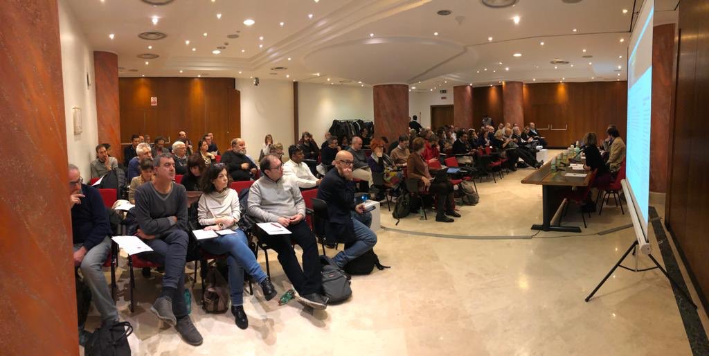 michelevannini's tweet photo. Leggere gli strumenti di governo delle Aziende Sanitarie: bilancio, ciclo della performance ed altro ancora...Oltre 100 dirigenti e delegati di @FpCgilNazionale in formazione #CiSiamo #FpForma https://t.co/bYm6WBsL9B