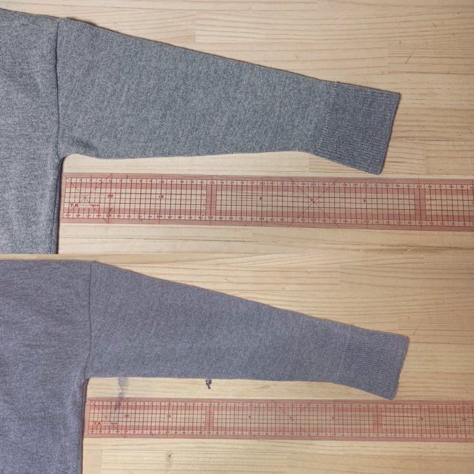 ニットを乾燥機にかけてうっかり縮めてしまった時にこれをすると割と