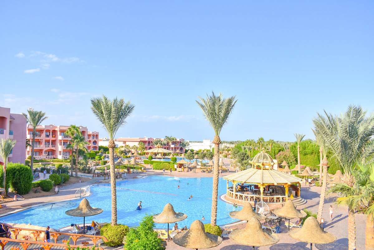 ParrotelAqua's tweet photo. Your View To Relax, Come And Join Us 🤩🤩
#ParrotelAquaParkResort
#ItsAllAboutYou
https://t.co/ytbaAkkpFL https://t.co/61gO4GVTVT