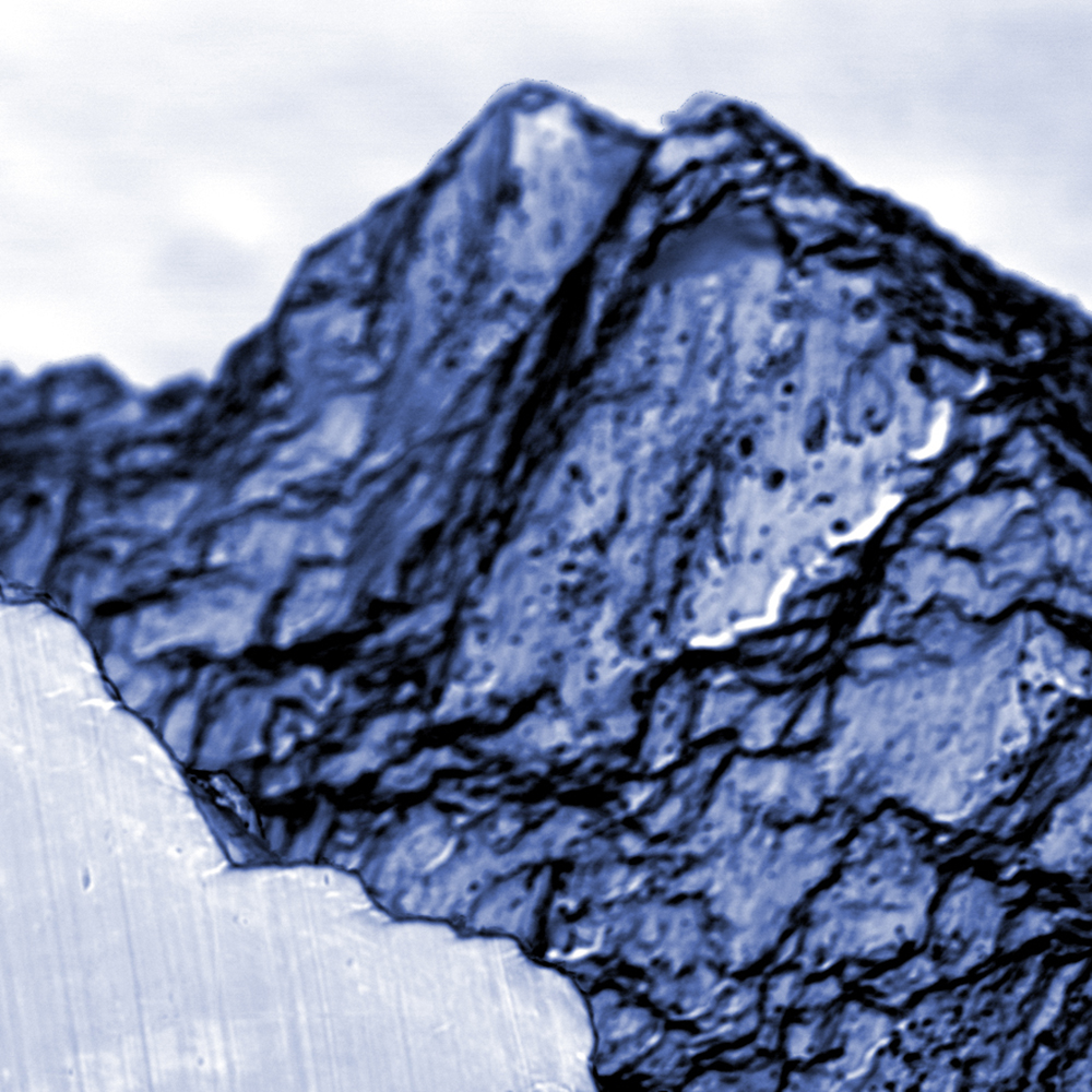 Advent day 2 in <a href="/msesheffield/">Materials at TUoS</a>. This titanium fracture surface looks a bit like a slippery patch of ice. <a href="/sheffielduni/">The University of Sheffield</a> <a href="/SheffUniEng/">EngineeringSheffield</a> 📸 <a href="/Danillaneru/">Daniel Suárez Fernández</a>