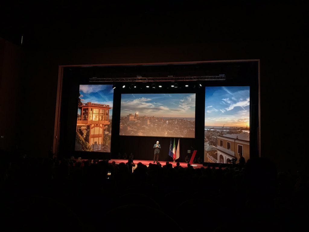 “Innovazione è fare le cose in modo diverso. Non solo ricerca.” Le parole del sindaco di Genova, Marco Bucci @buccipergenova , in apertura di “Leonardo Innovation Award”. @Leonardo_live @Leonardo_IT Oggi siamo qui, con il Direttore Scientifico di IIT Giorgio #Metta