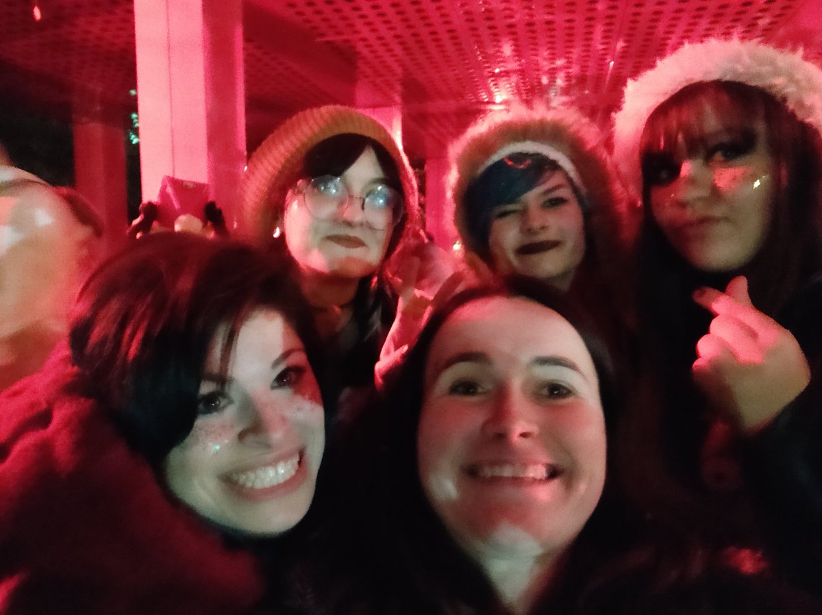 KL_JuStyles's tweet photo. Merci @HXLEvents pour ce concert de folie ! Merci à @montfrance pour votre super boulot, @Mixinsouls pour la numérotation gérée de main de maître, l'équipe du trabendo et bien sûr a @MontOfficial qui ont tout déchiré ! C'était parfait ! On se retrouve l'année prochaine sans faute https://t.co/wRjPhUzw7Q