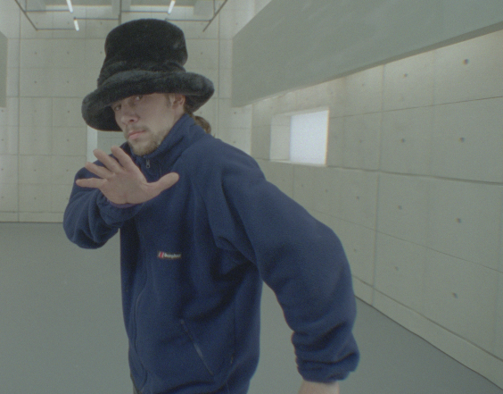 SmithsScan's tweet photo. Scansmiths latest moment of “Virtual Insanity” great footage and iconic video scanned in 4k https://t.co/rL76ZRPqFx
