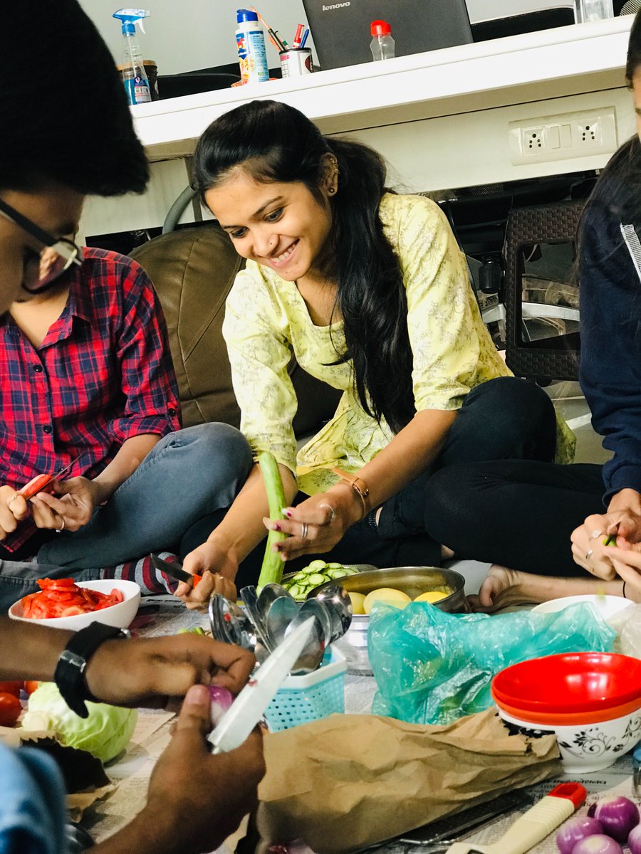 quriousclick's tweet photo. Enjoyed the Potluck Party on Saturday. Thank you all teammates for making this successful.
#teamqc #quriousminds #quriousclick #teamwork #saturdayactivity #potluck #partytime #funactivities https://t.co/JnTWSZF0hR