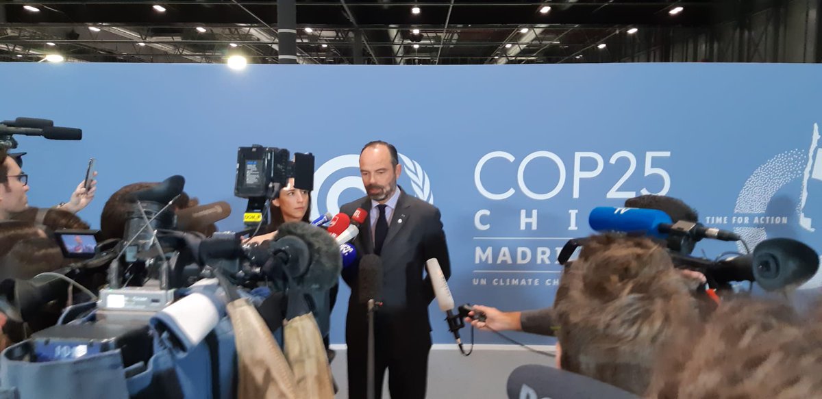 #COP25Madrid le pm Edouard Philippe. 'Les phénomènes climatiques intenses se reproduisent avec une régularité accrue. Beaucoup y voient les signes de ce derèglement climatique. Tous ceux qui ignorent ces signes commettent une profonde erreur'.